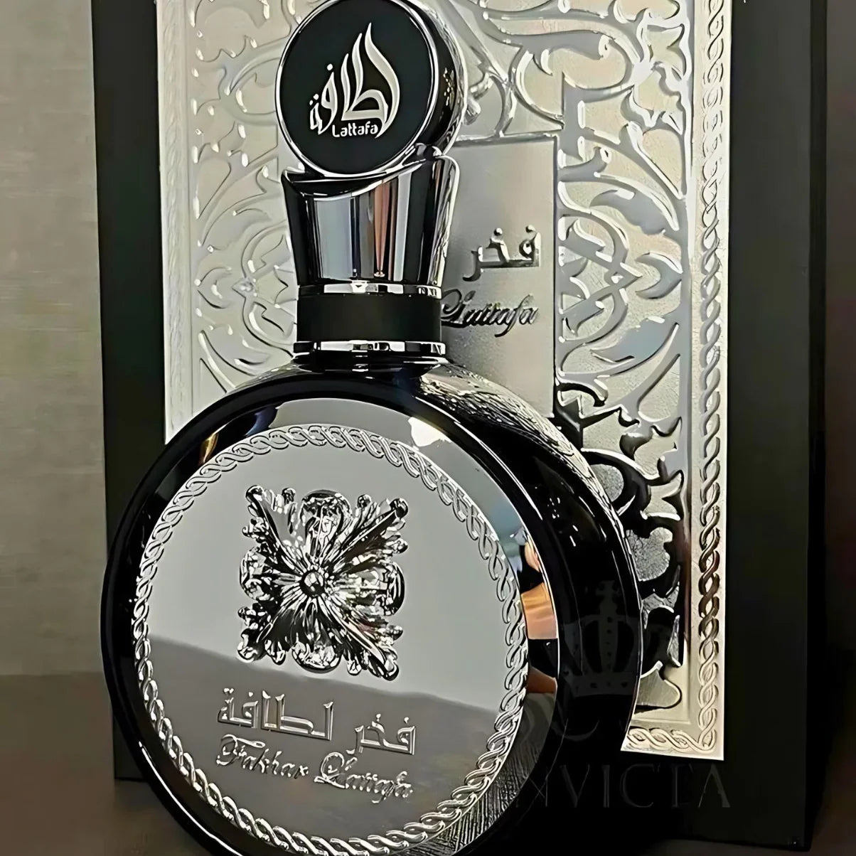 Buy Fakhar Perfume by Lattafa – Masculine, Crisp Eau De Parfum 100ml